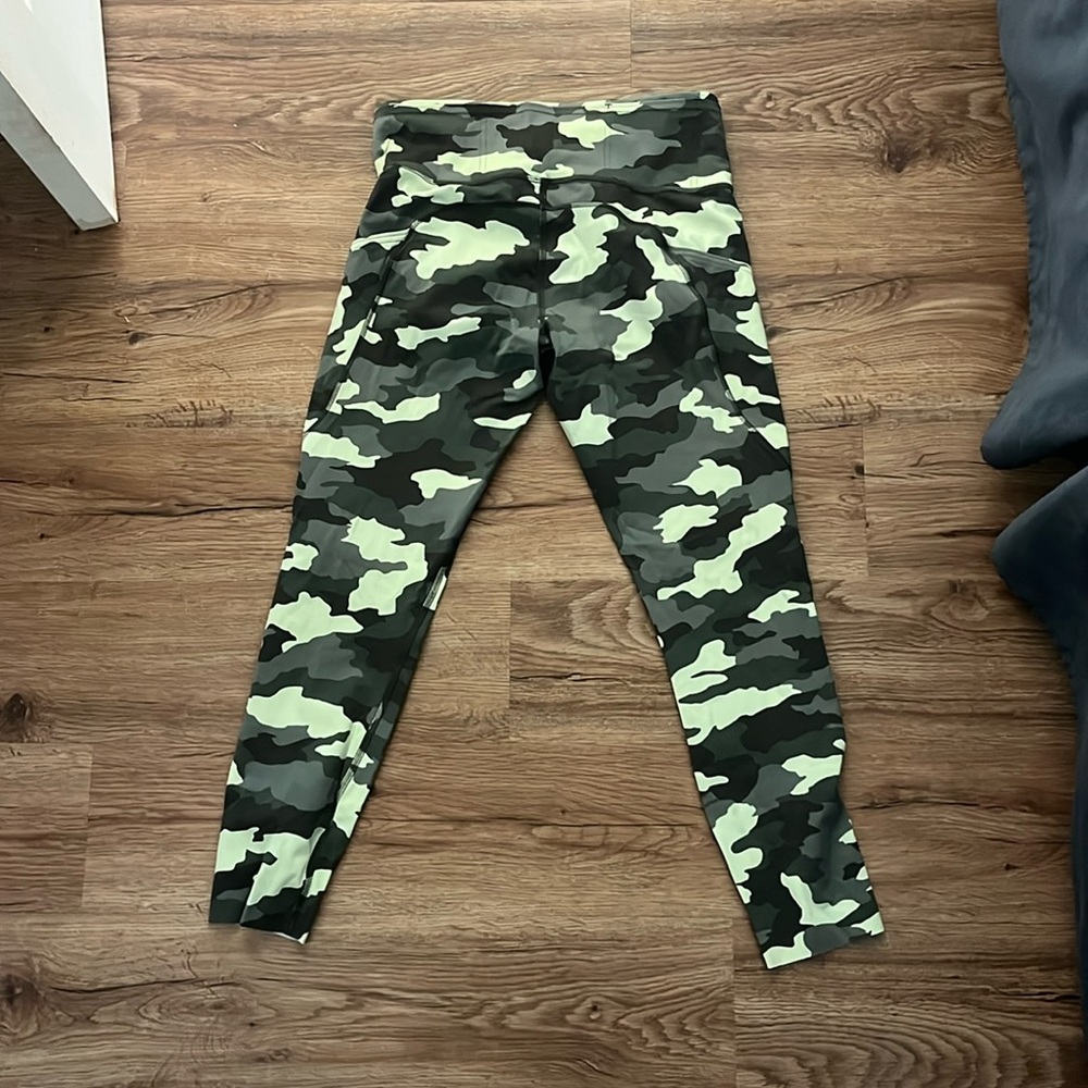 Special edition leggings
